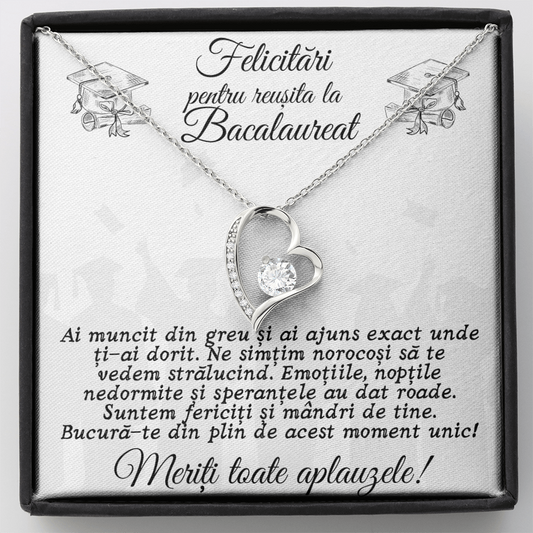 Colier cu mesaj de felicitare