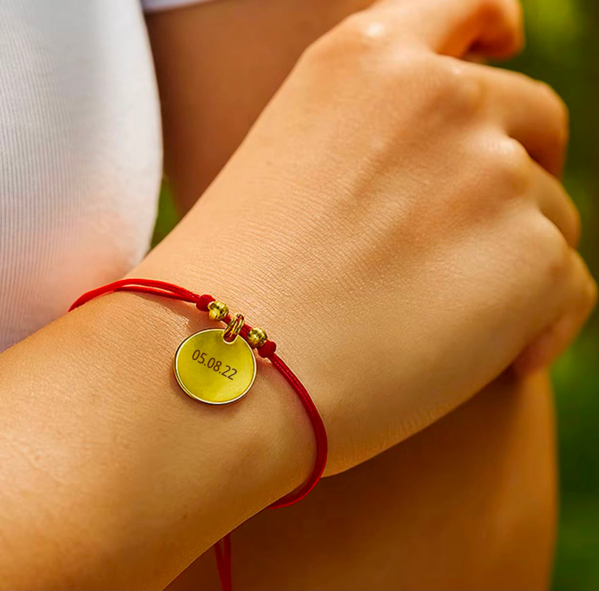Brățară Șnur Roșu Personalizată – Bănuț Placat cu Aur 14K