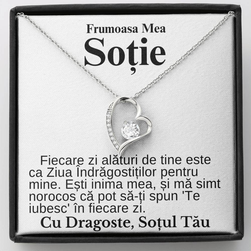 Cadou Pentru Sotia Mea - Colier Inimă Forever in Love